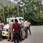 पंचायत चुनाव: थराली में त्रिस्तरीय पंचायत चुनावों को देखते हुए राजस्व विभाग एवं पुलिस ने चलाया संयुक्त चेकिंग अभियान