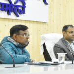 जिलाधिकारी ने आवारा कुत्तों और गौवंश की समस्या के समाधान को कार्रवाई के सभी ईओ को दिए निर्देश*