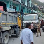 थराली बाजार में बेलगाम खनन वाहनों का दबाव, बड़े हादसे का इंतजार?