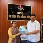 अच्छी पहल: पालिका अध्यक्ष गणेश शाह की पहल से असहाय परिवार को मिली नई उम्मीद, हर ओर हो रही सराहना