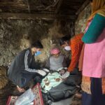 बारिश से मार्ग हुआ बंद, तो स्वास्थ्य विभाग की टीम ने मौके पर कराया सुरक्षित प्रसव*