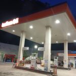 थराली इंडियन ऑयल पेट्रोल पंप पर मानकों की अनदेखी के आरोप, मुफ्त एयर सुविधा नहीं मिलने से उपभोक्ता परेशान